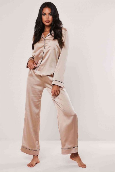 Merry See Saten Pijama Takım Düğmeli Bej MS2333-Bej Merry See Saten Pijama Takım Düğmeli Bej-MS2333-Bej