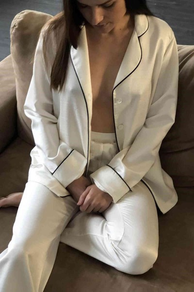 Merry See Saten Pijama Takım Düğmeli Beyaz Merry See Saten Pijama Takım Düğmeli Beyaz