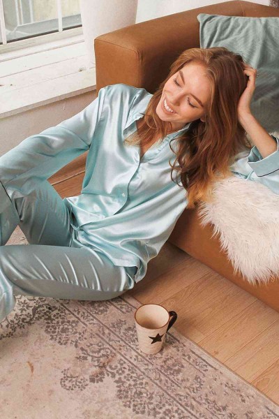 Merry See Saten Pijama Takım Hakim Yakalı Mavi Merry See Saten Pijama Takım Hakim Yakalı Mavi