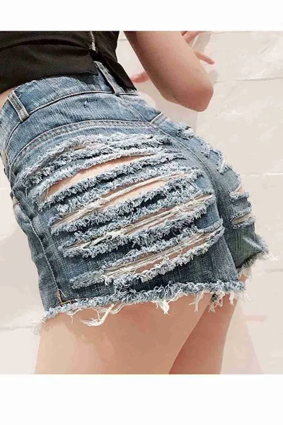 Merry See Arkası Yırtık Detaylı Denim Kot şort Mavi Merry See Arkası Yırtık Detaylı Denim Kot şort Mavi