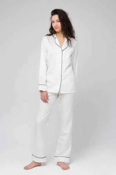 Merry See Saten Pijama Takım Düğmeli Beyaz Merry See Saten Pijama Takım Düğmeli Beyaz