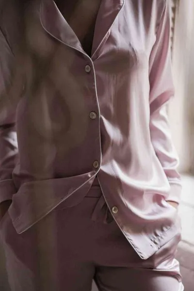 Merry See Saten Pijama Takım Düğmeli Pembe Açık Merry See Saten Pijama Takım Düğmeli Pembe Açık