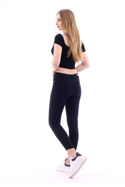 Kadın Siyah Slim Yüksek Bel Düz Kot Pantolon Kadın Siyah Slim Yüksek Bel Düz Kot Pantolon